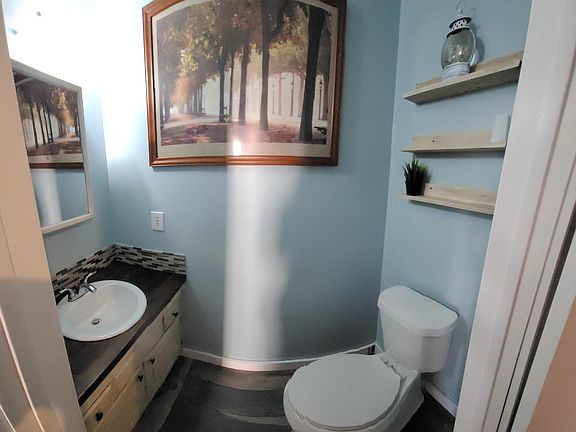 5th image of 5605 Penny Ct