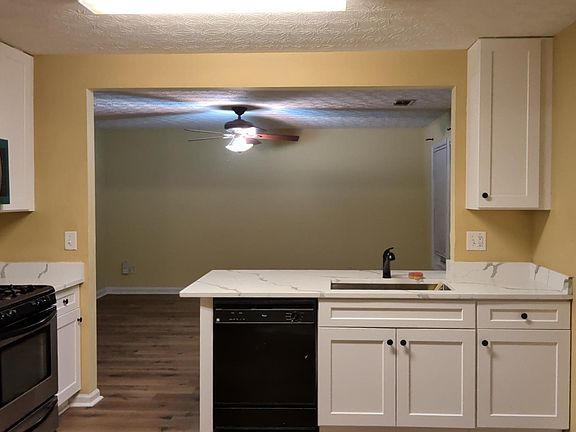 3rd image of 4620 Riley Run Ct