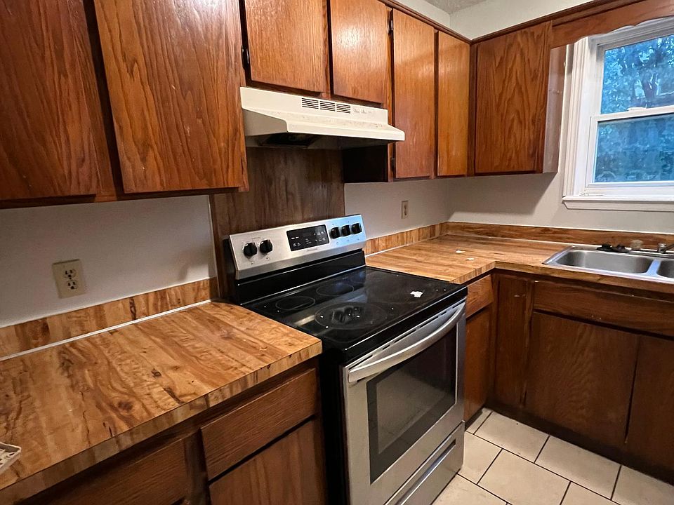 626 N Betty Jo Dr, Fayetteville, AR 72701 | Zillow