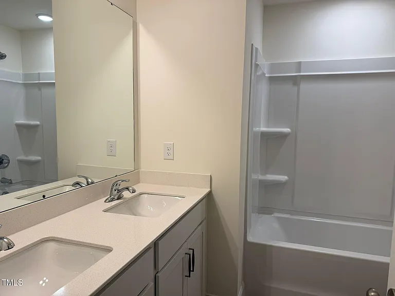 48 Hyacinth Ln — Photo 16