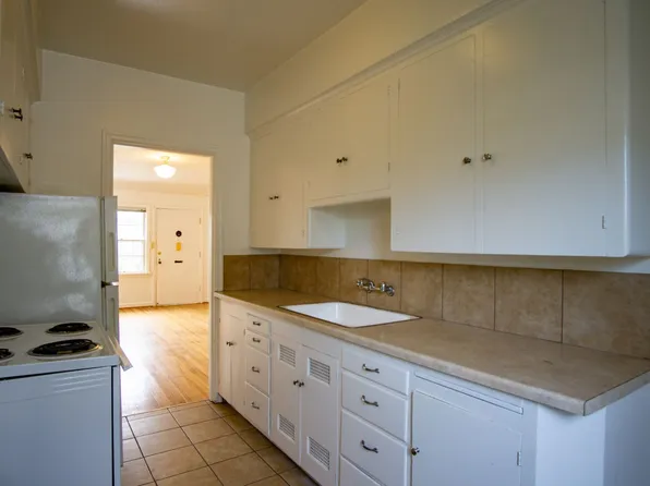 1632 NE Prescott St APT 5, Portland, OR 97211
