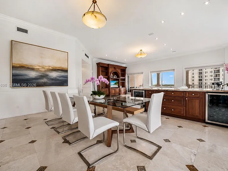 13633 Deering Bay Dr #Penthouse 285 — Photo 6