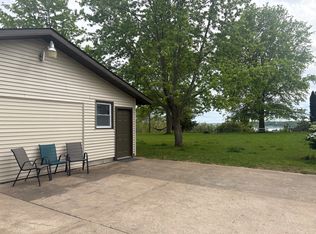 4 Schwan Pl, Nauvoo, IL 62354