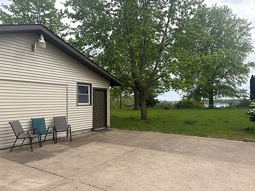 4 Schwan Pl Photo 1