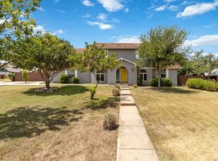 200 Sterling Browning Rd, Hollywood Park, TX 78232