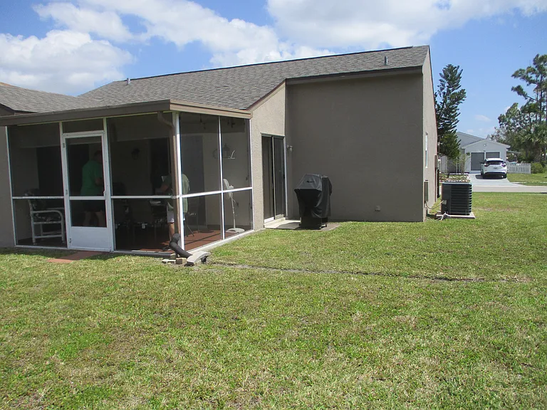 471 Insull Ct — Photo 23