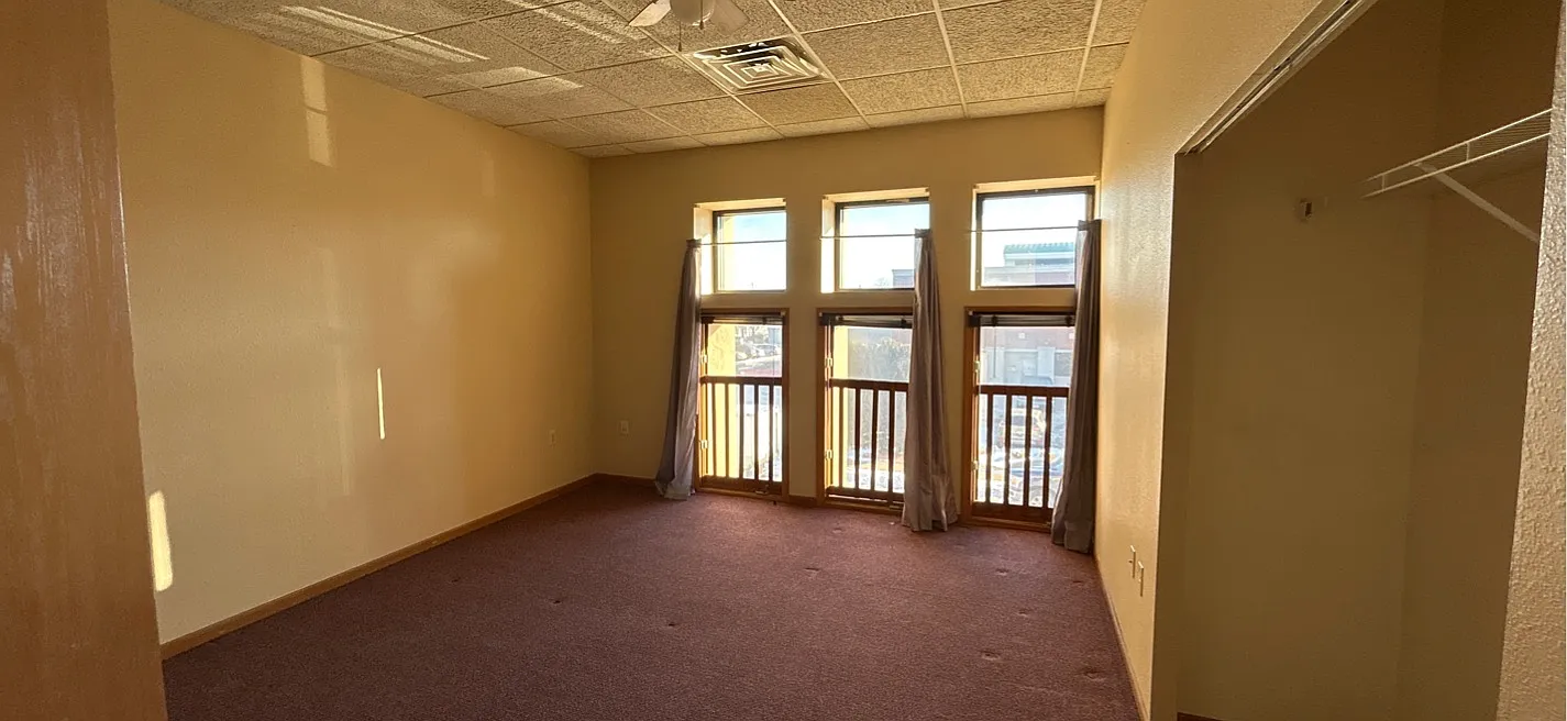 88 S Portland / 15 E 1st / 17 E 1st - 203 — Photo 1