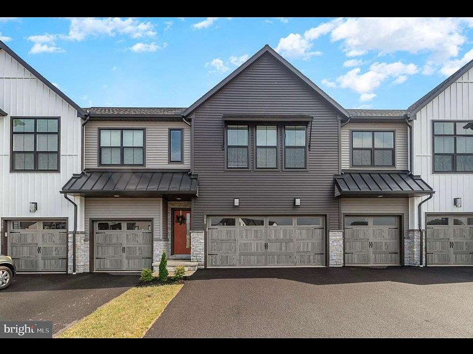 1st image of 108 Edge Towne Ln