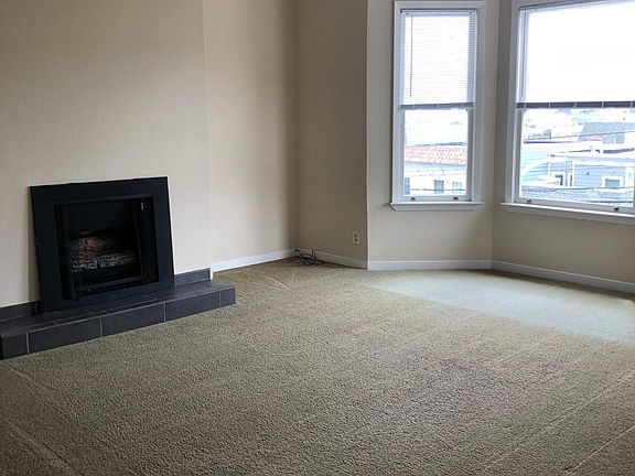 3rd image of 1282 Noe St