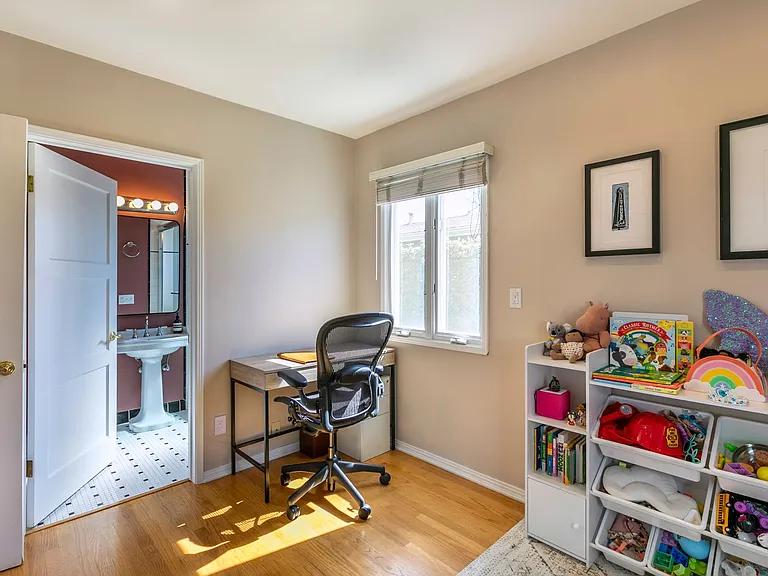 8005 Gonzaga Ave — Photo 16