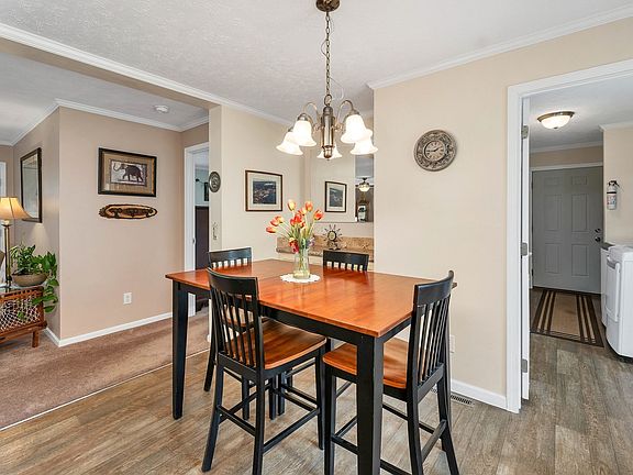 3rd image of 45 Mansfield Woods Way