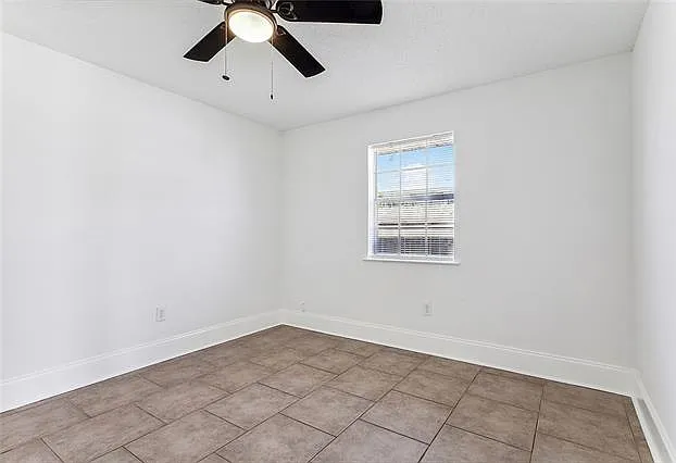 85 Moss Dr — Photo 9