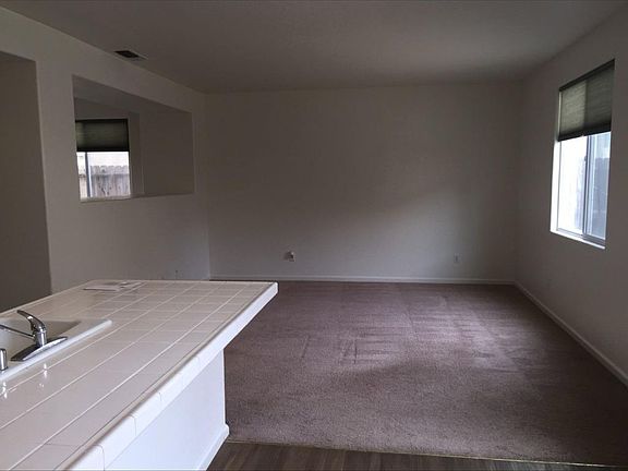 5th image of 7704 Dolphinfish Way