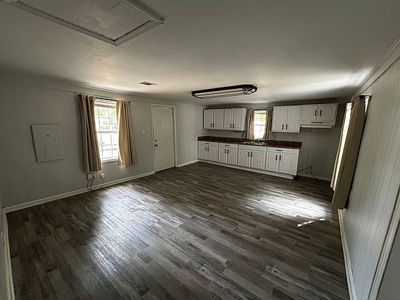 4th image of 159 Aldrich St