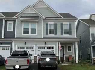 18190 Moss Garden Rd, Dumfries, VA