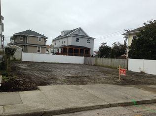 68 S Rosborough Ave, Ventnor, NJ 08406