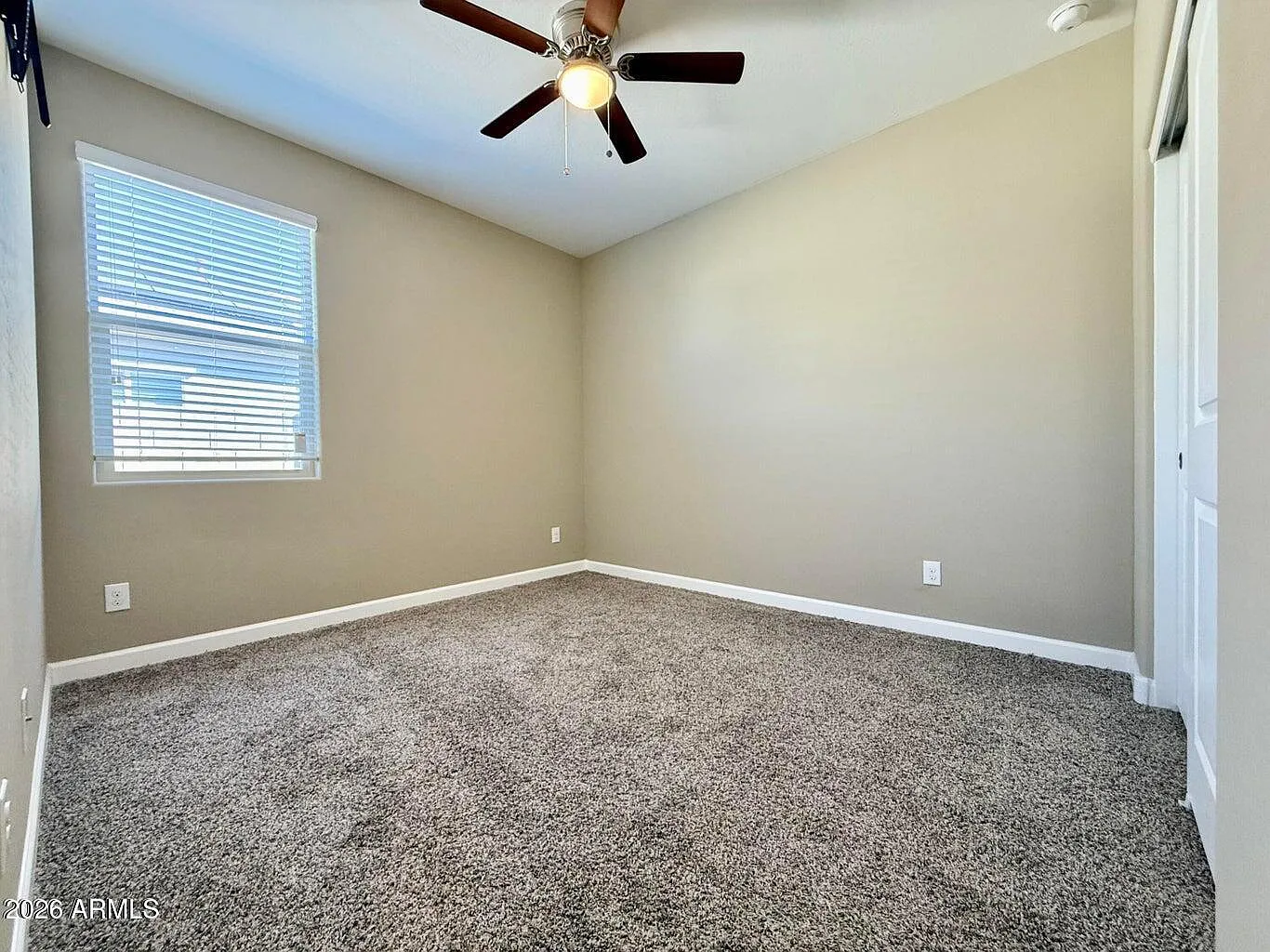 3 bed, 2.5 bath, 2043 sqft, $1,995 — Photo 3