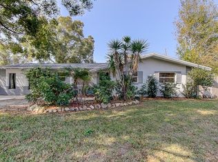 1601 Valencia Dr W, Largo, FL 33778