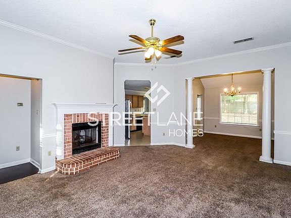 3rd image of 3914 Tamara Dr