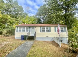 207 Donohue Rd, Dracut, MA 01826