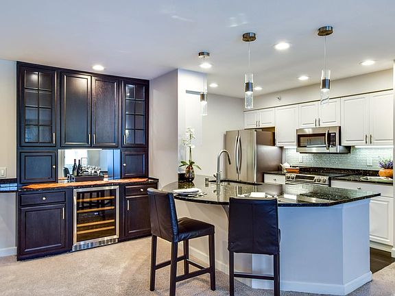 5th image of 8510 Greenway Blvd Unit 208