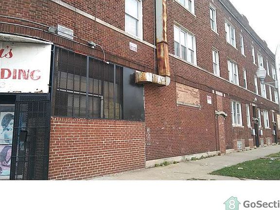 2nd image of 4807 W Superior St #1