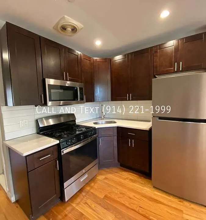 52D Yonkers Ave #3