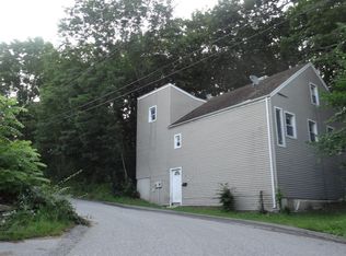 13 Market St, Putnam, CT 06260