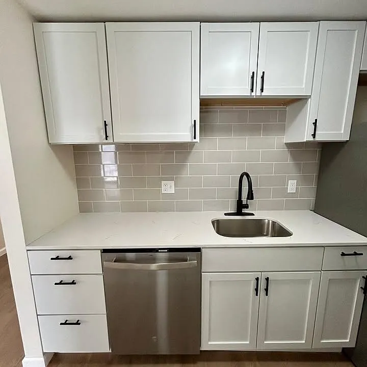635 E Seneca Tpke #5