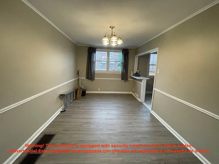 1131 Hellerman St — Photo 5