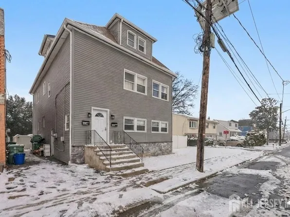 1025 Rivington St, Roselle, NJ 07203