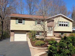 617 Willow Rd, Orwigsburg, PA 17961