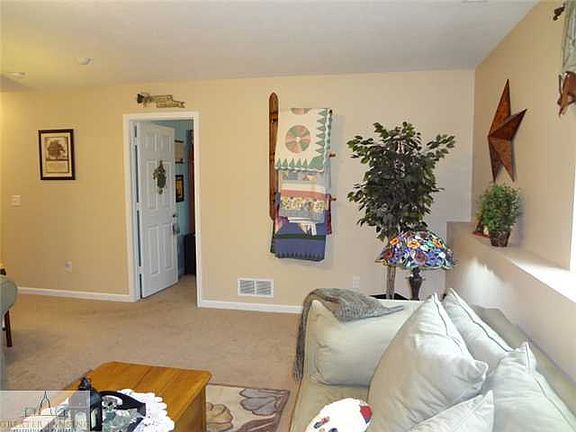 4th image of 7778 Madrid Dr