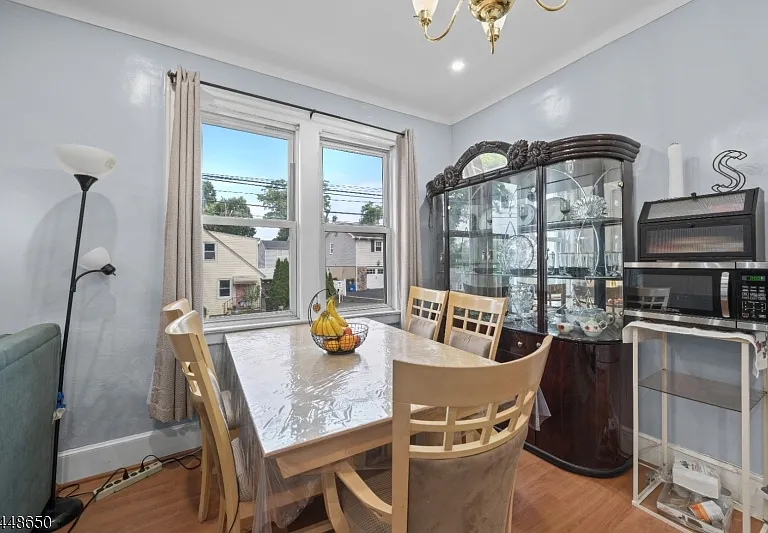 207 Van Winkle Ave — Photo 6