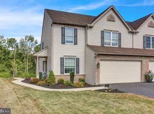 56 Regina Dr, Sinking Spring, PA 19608