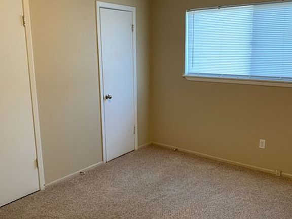 4th image of 2806 SW 28th Ave #2809-130