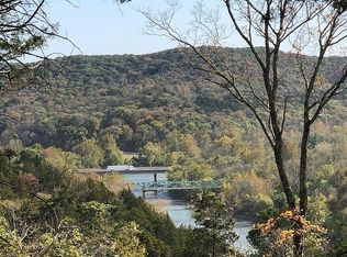 189 Stuart Ln, Eureka, MO 63025