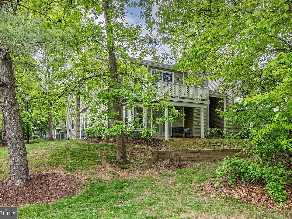 1st image of 11401 Little Patuxent Pkwy Unit 102