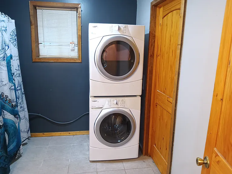 Lower level laundry