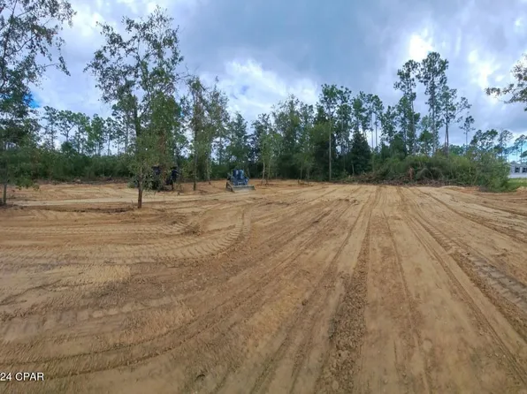 423 Hickory Bluff Cir, Southport, FL 32409