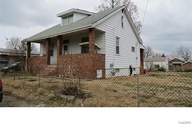 1st image of 315 Lenhardt Ave