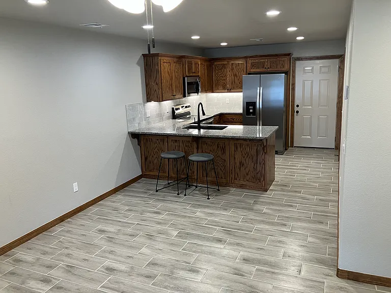 566 Corn St #566 — Photo 5