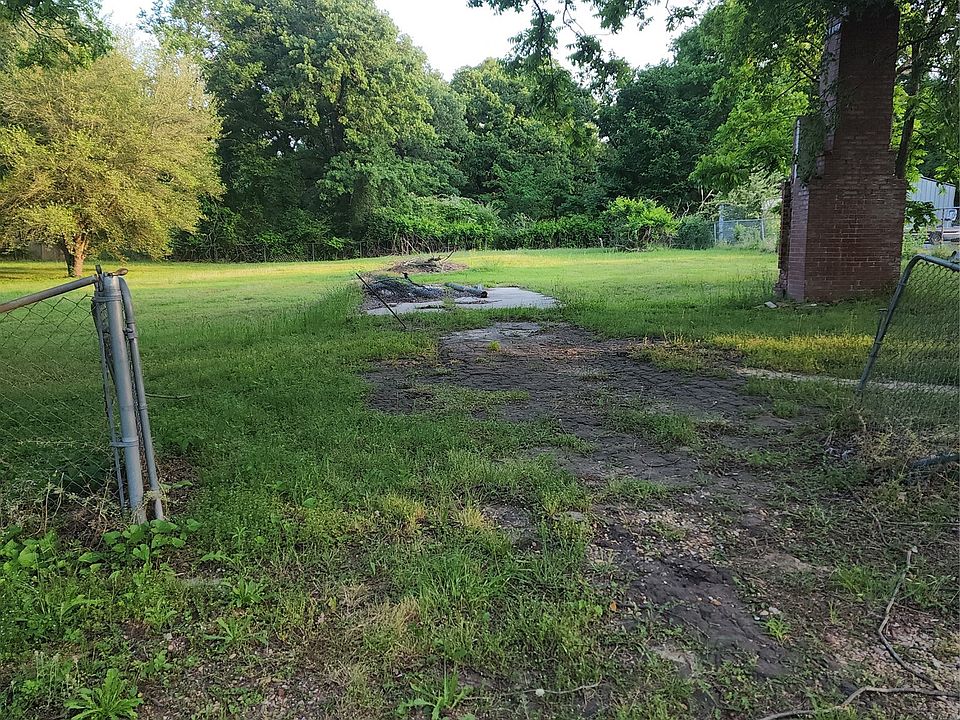 1st image of 103 Dardenwood Way