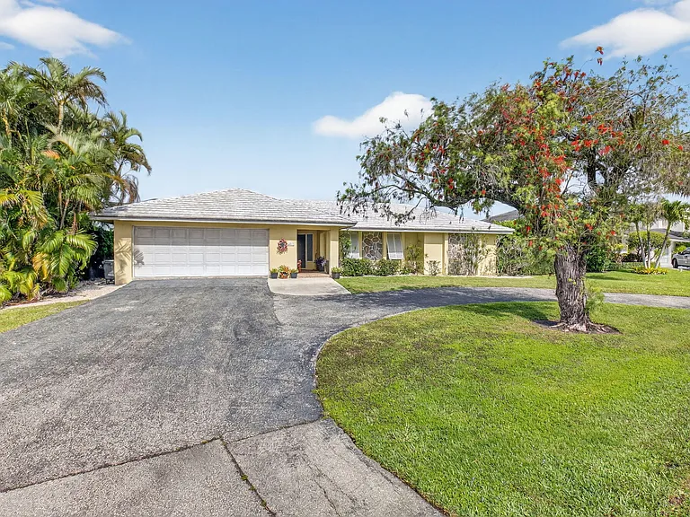 30 Spanish River Dr — Photo 35