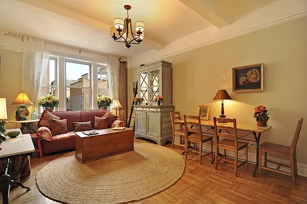 Sold by Corcoran | media 8