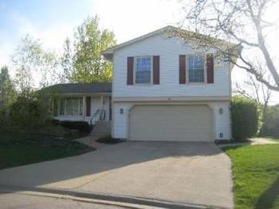 8 Wakefield Ct, Buffalo Grove, IL, 60089