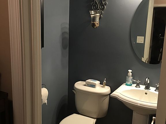 5th image of 3001 Hornbeam Ct