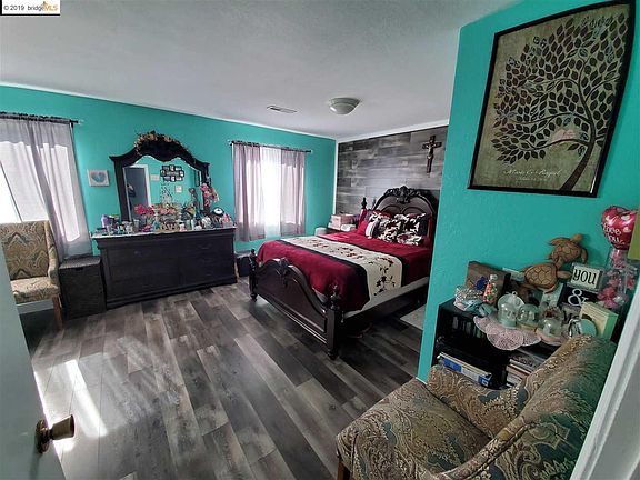 4th image of 1618 Emeric Ave