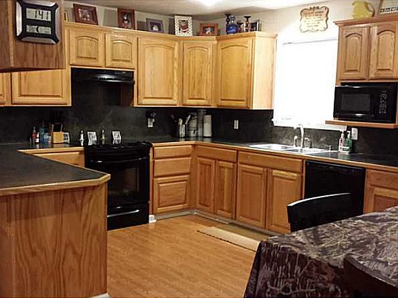 3rd image of 135 Evas Ln