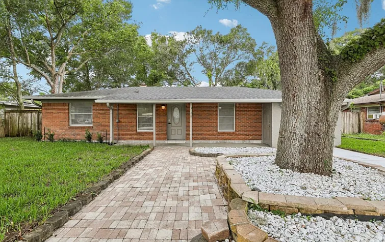 518 Lavon Dr